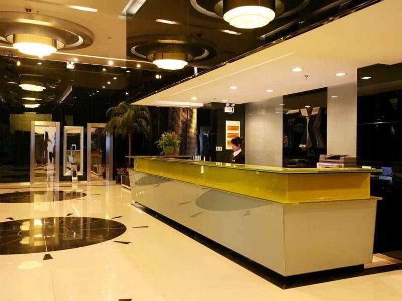 Ji Hotel Shanghai Lujiazui South Pudong Road Exterior foto