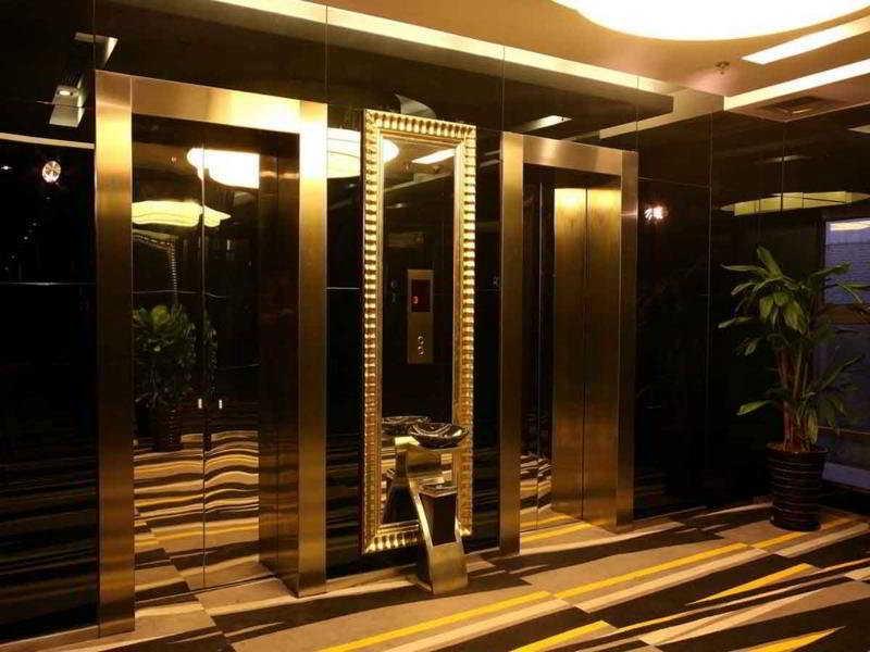 Ji Hotel Shanghai Lujiazui South Pudong Road Exterior foto