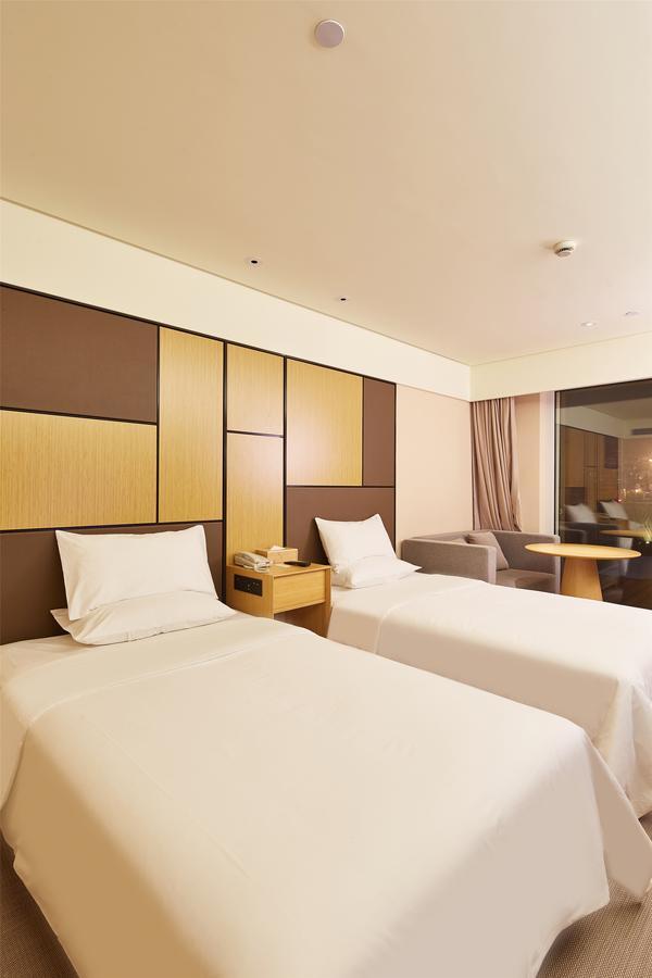 Ji Hotel Shanghai Lujiazui South Pudong Road Exterior foto