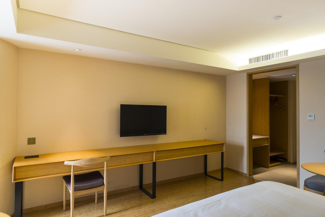 Ji Hotel Shanghai Lujiazui South Pudong Road Exterior foto